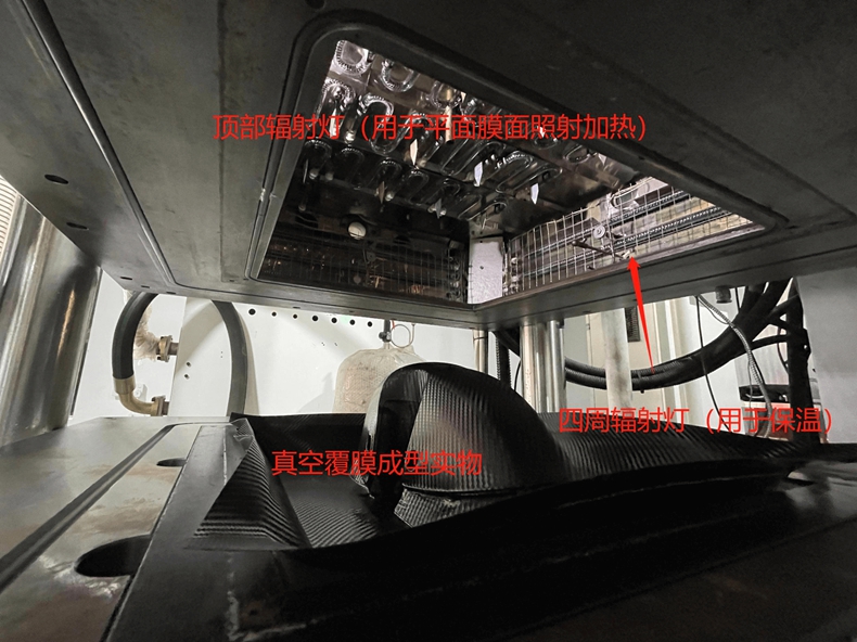 真空吸塑加熱.jpg 真空吸塑加熱.jpg